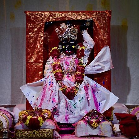 Kadamb Spritual Stay Vrindāvan Exterior photo
